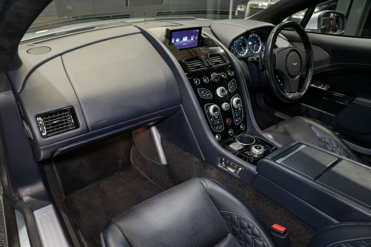 Used Aston Martin Rapide 2017 for sale - 77249062: Photo 4