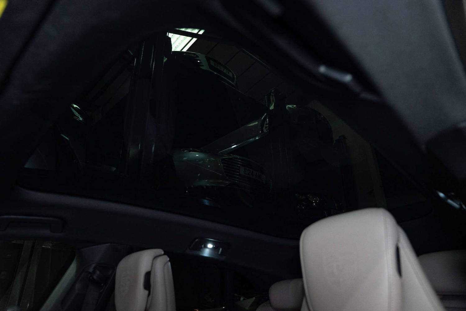 Used Porsche Taycan 2022 for sale - 77775457: Photo 22