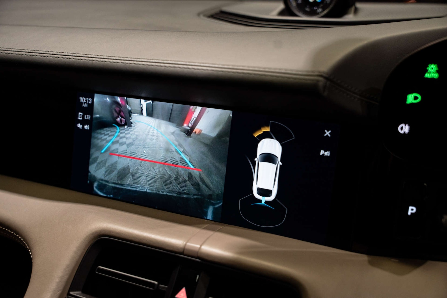 Used Porsche Taycan 2022 for sale - 77775457: Photo 26