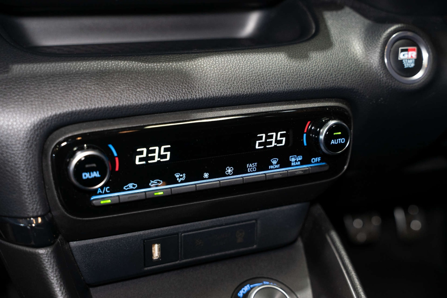 Used Toyota Yaris 2022 for sale - 78083462: Photo 24