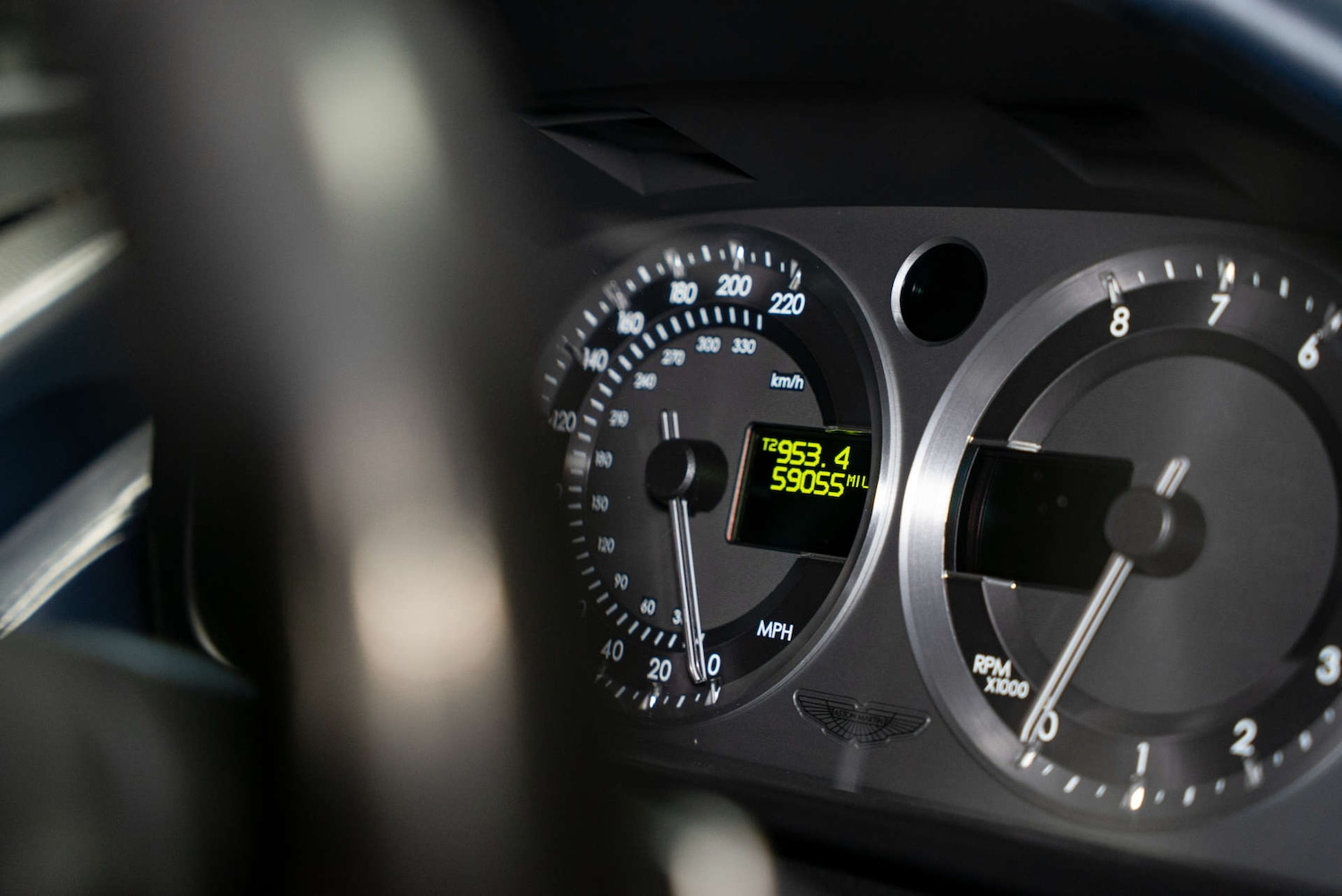 Used Aston Martin DB9 2004 for sale - 77249060: Photo 14