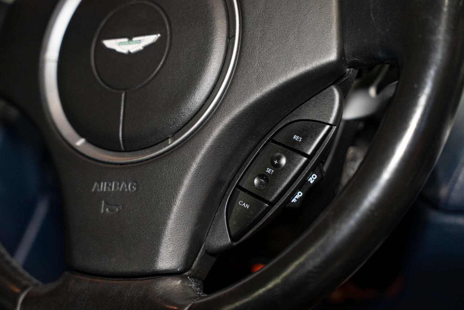 Used Aston Martin DB9 2004 for sale - 77249060: Photo 29