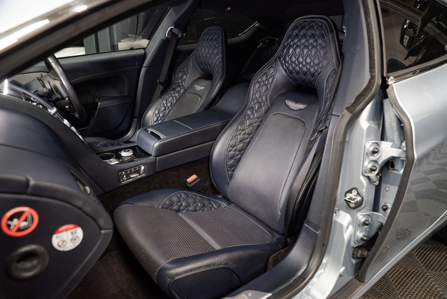 Used Aston Martin Rapide 2017 for sale - 77606784: Photo 3