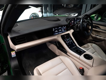 Used Porsche Taycan 2022 for sale - 78840075: Photo