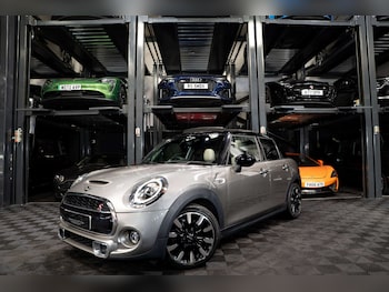 Used MINI Hatch 2019 for sale - 79461071: Photo