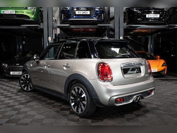 Used MINI Hatch 2019 for sale - 79461071: Photo
