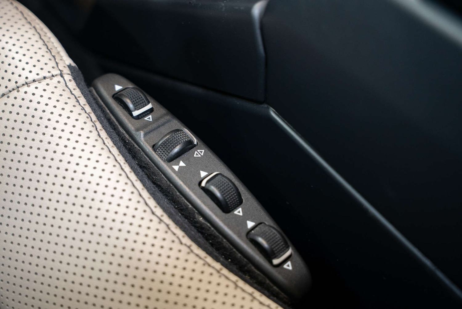 Used Mercedes-Benz G Class 2012 for sale - 77249075: Photo 26