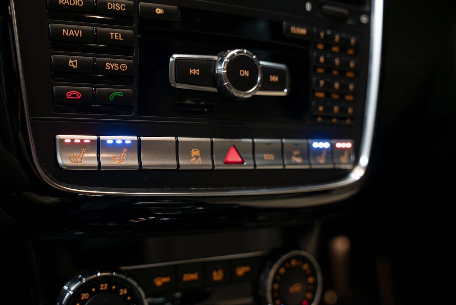 Used Mercedes-Benz G Class 2012 for sale - 77249075: Photo 28