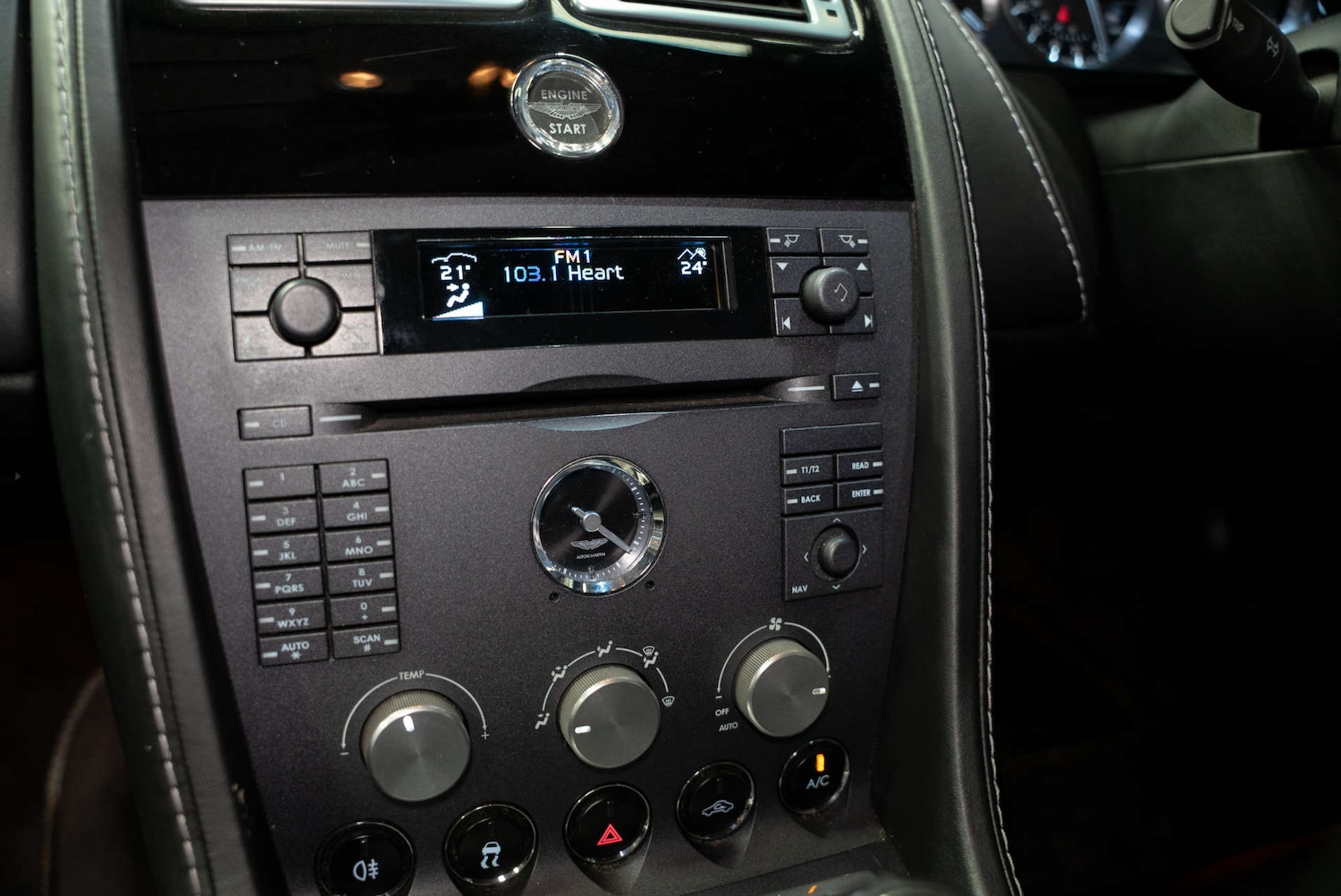 Used Aston Martin Vantage 2006 for sale - 78154417: Photo 21