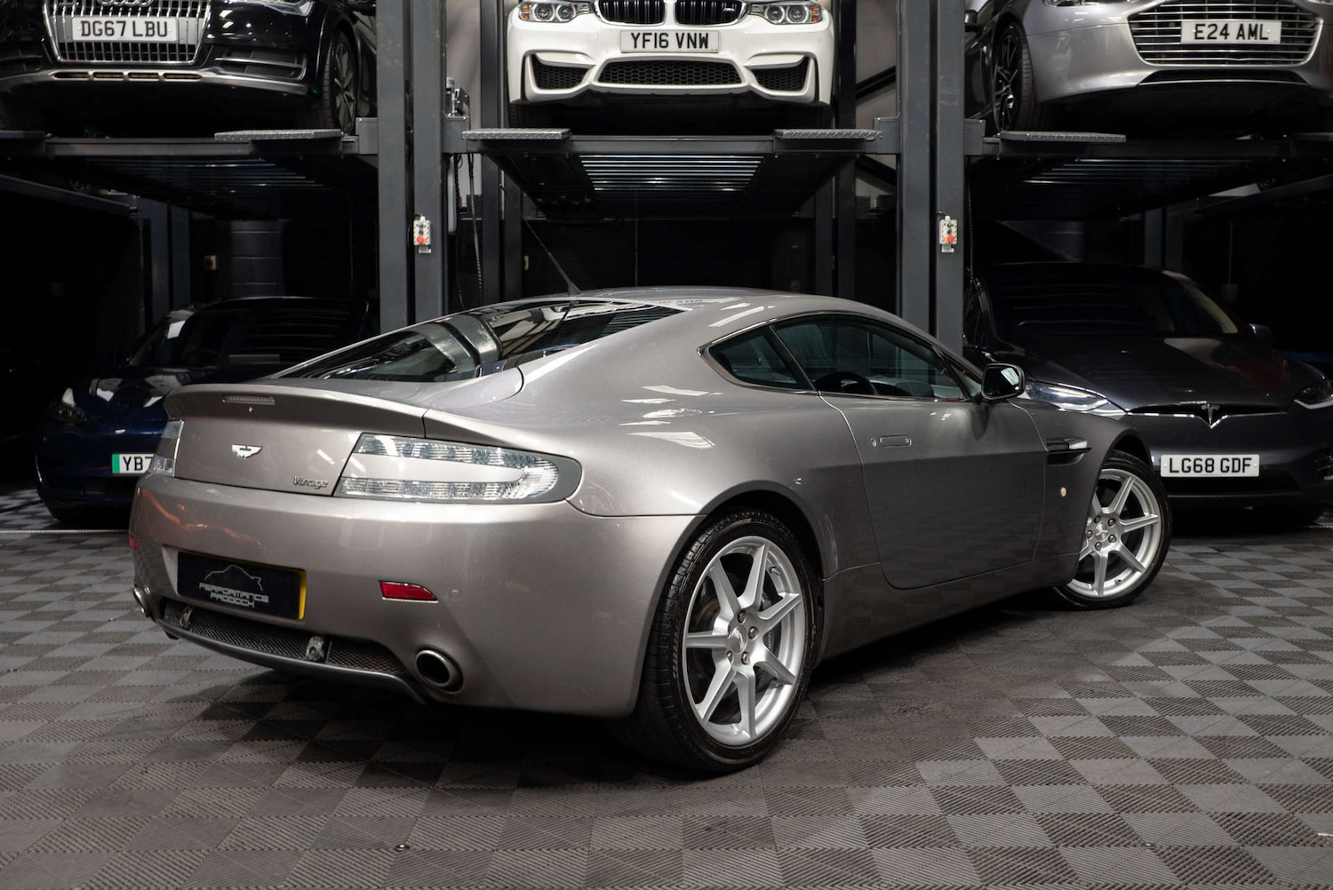 Used Aston Martin Vantage 2006 for sale - 78154417: Photo 9