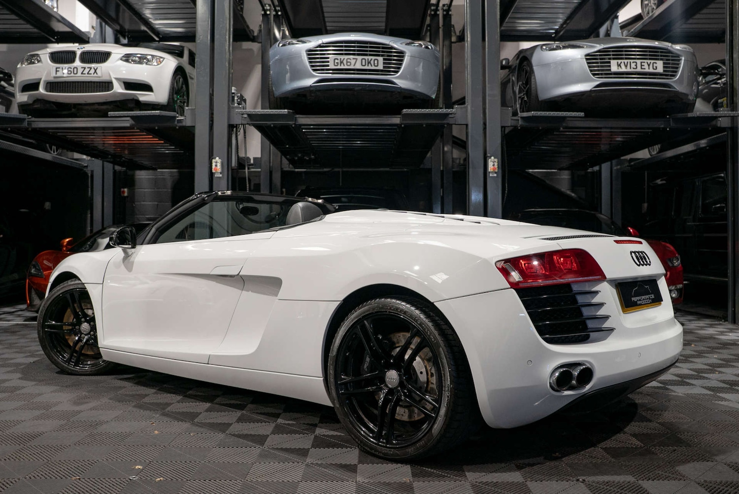 Used Audi R8 2011 for sale - 77249064: Photo 2