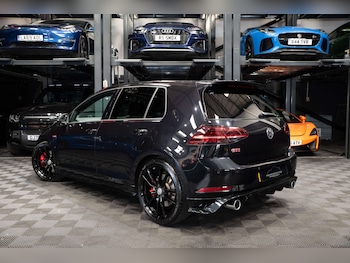 Used Volkswagen Golf 2019 for sale - 79210471: Photo