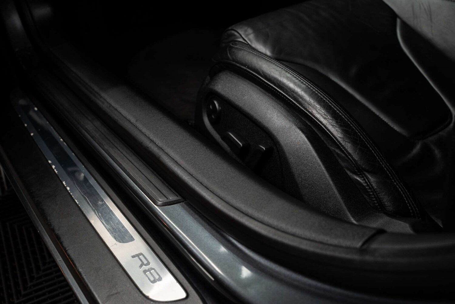 Used Audi R8 2007 for sale - 77249072: Photo 19