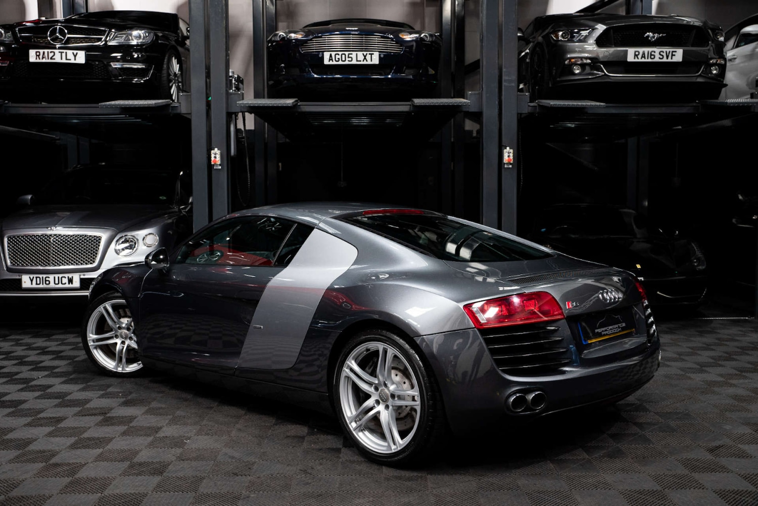 Used Audi R8 2007 for sale - 77249072: Photo 2