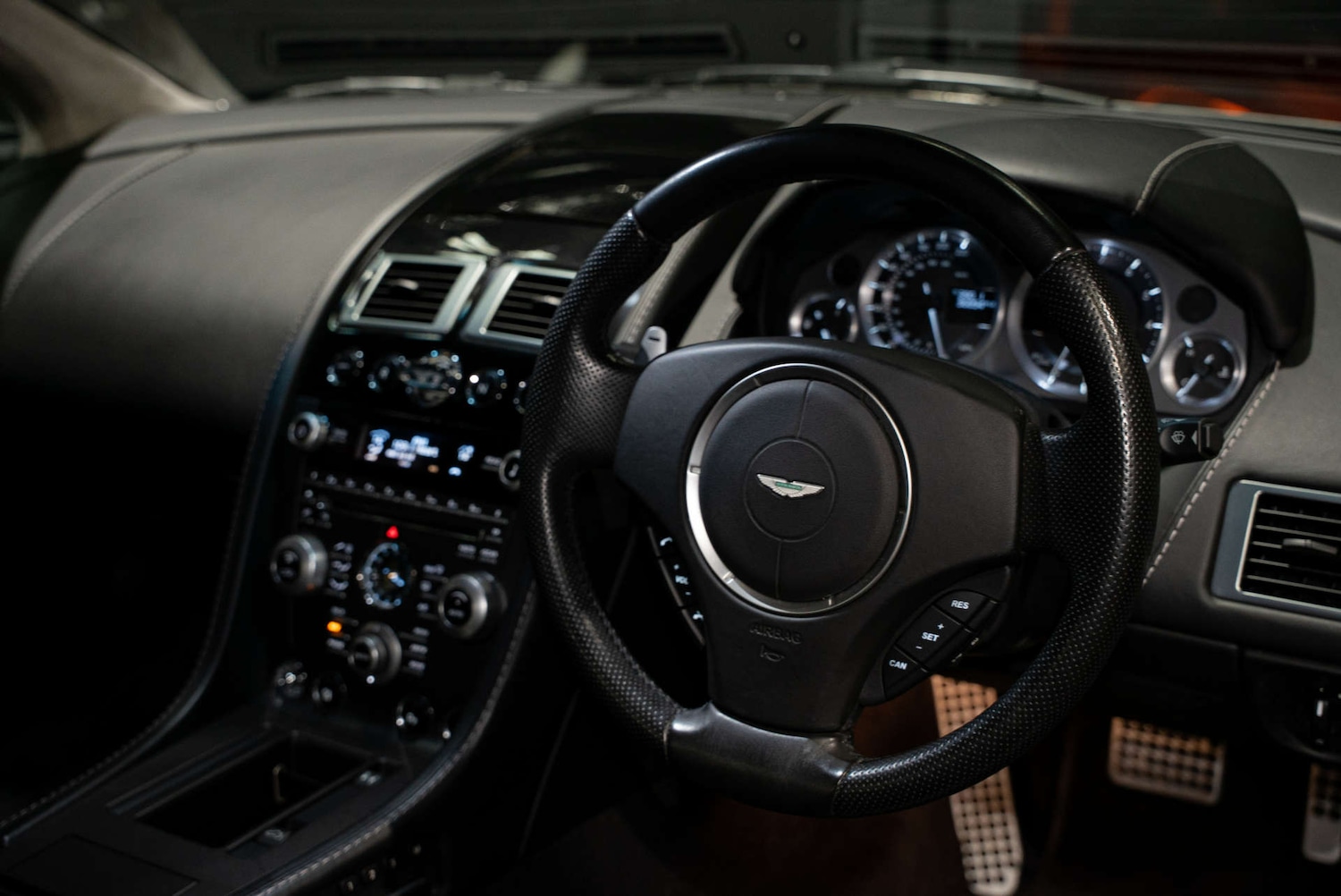 Used Aston Martin Vantage 2008 for sale - 77437462: Photo 10