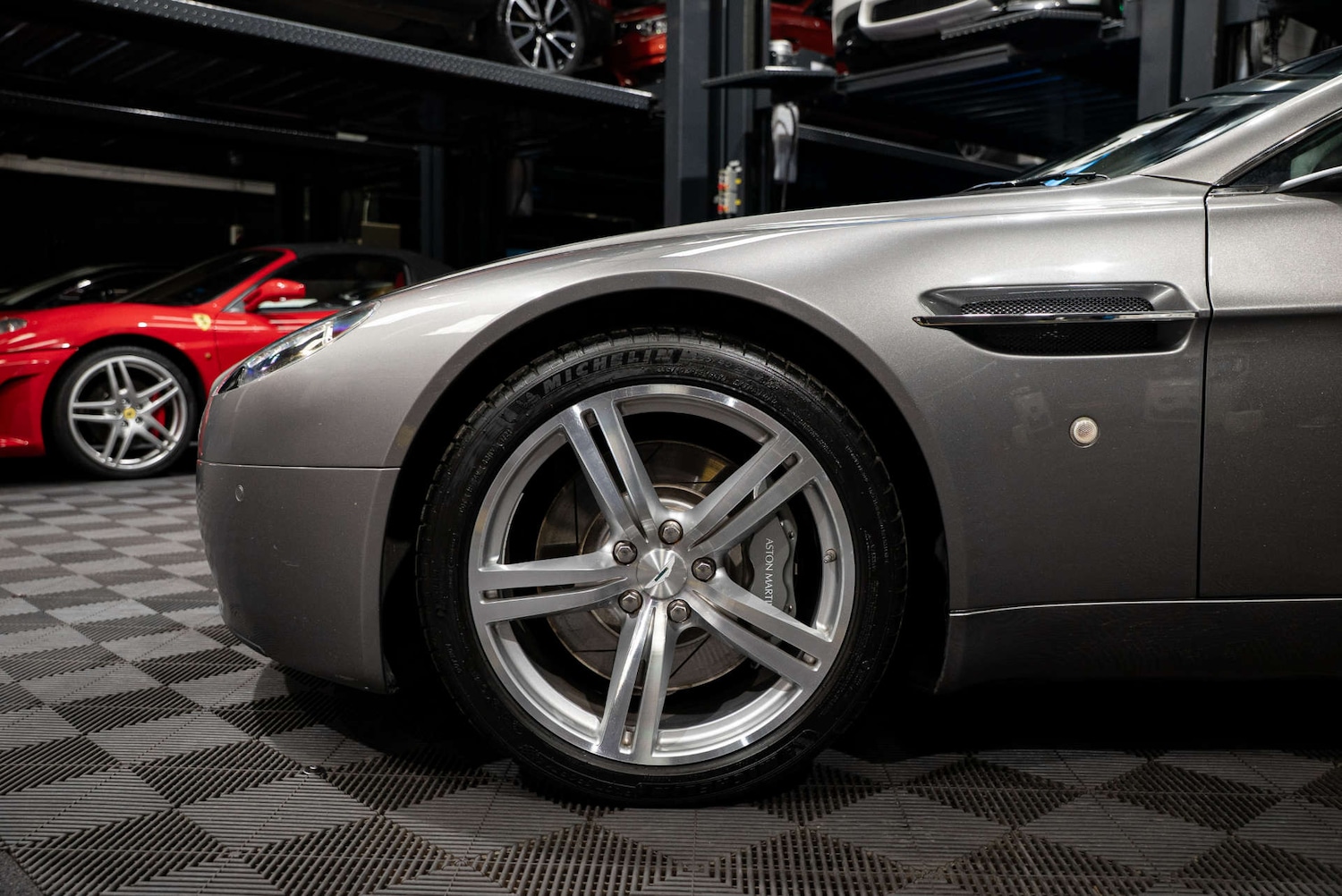 Used Aston Martin Vantage 2008 for sale - 77437462: Photo 13