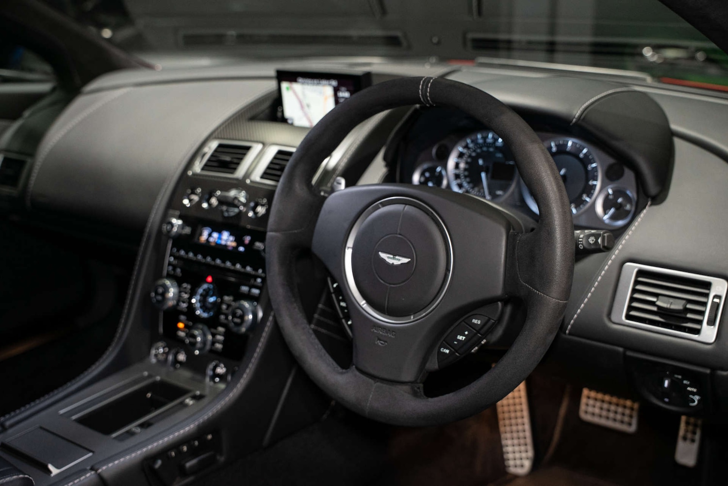 Used Aston Martin Vantage 2014 for sale - 77288531: Photo 10