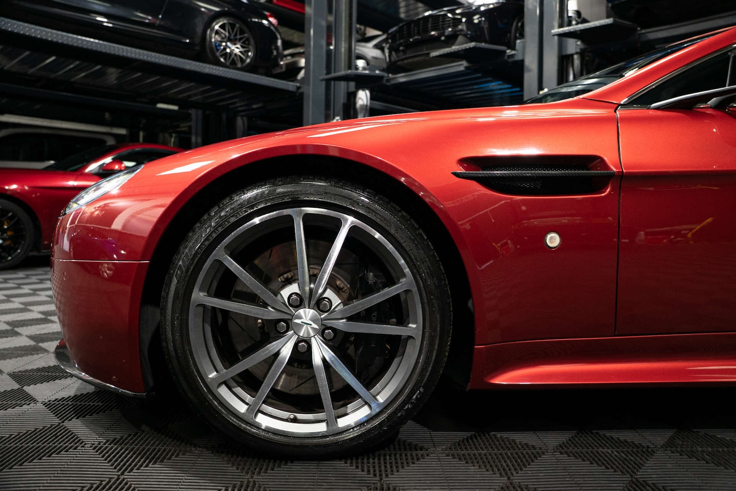 Used Aston Martin Vantage 2014 for sale - 77288531: Photo 11