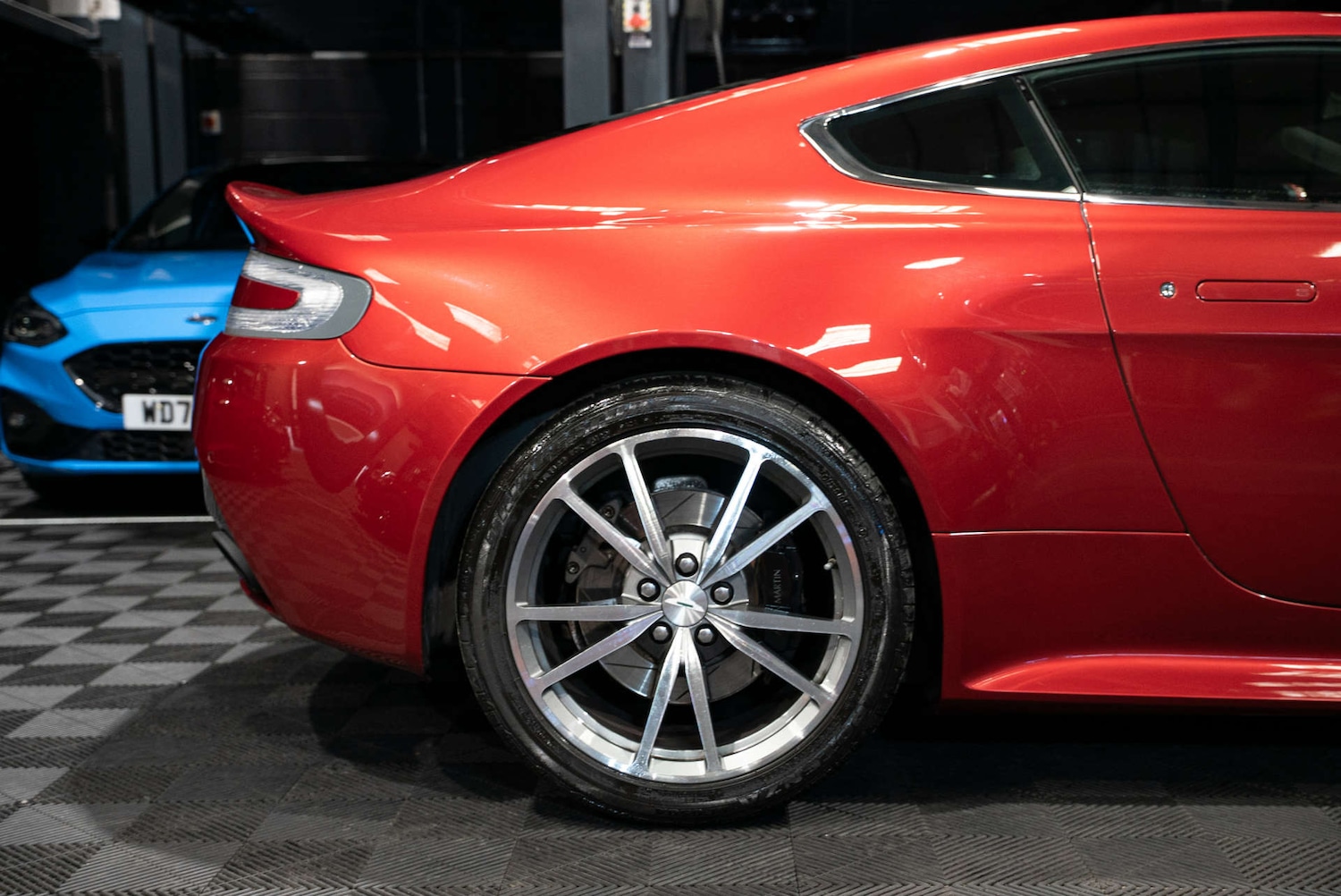 Used Aston Martin Vantage 2014 for sale - 77288531: Photo 17