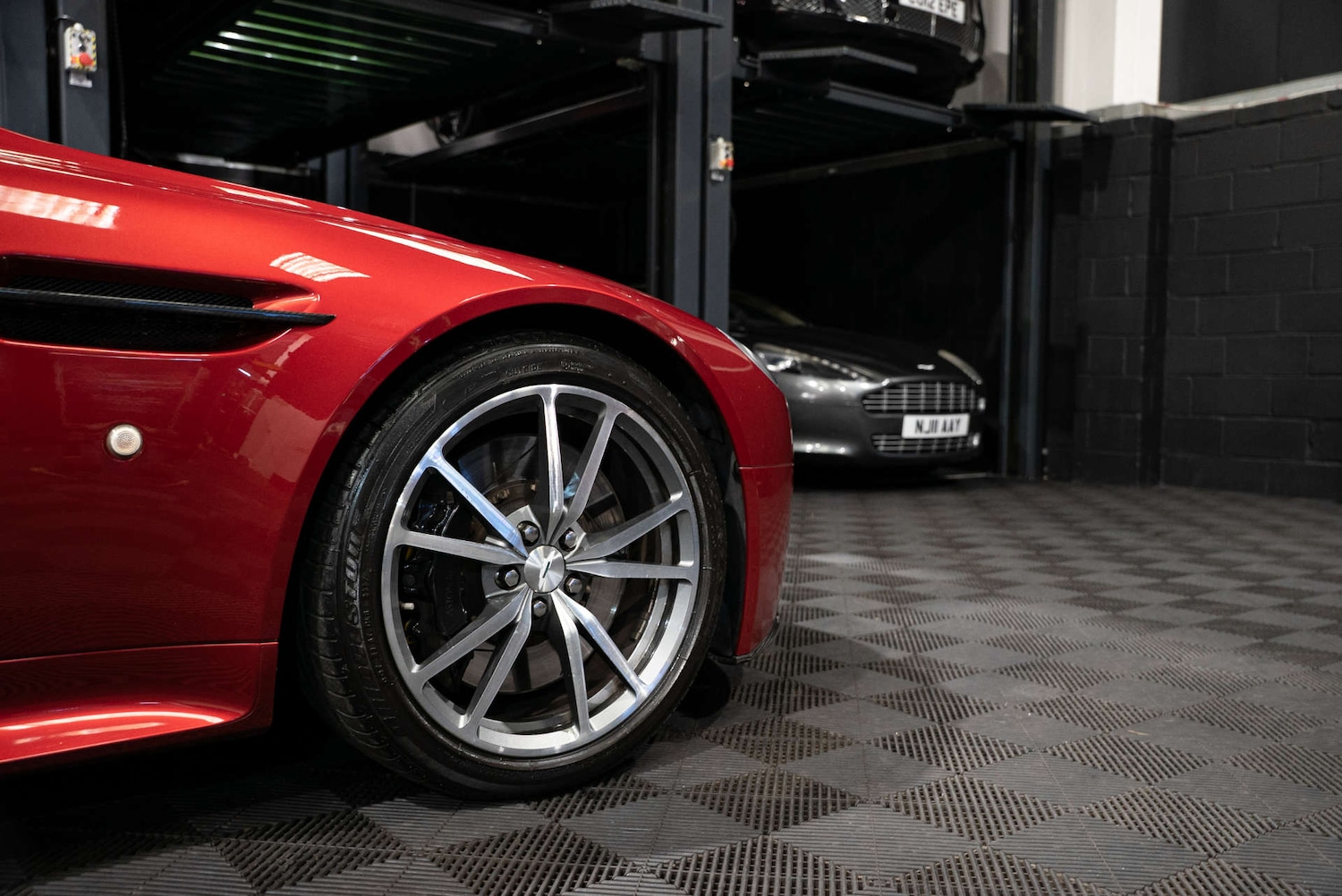 Used Aston Martin Vantage 2014 for sale - 77288531: Photo 23