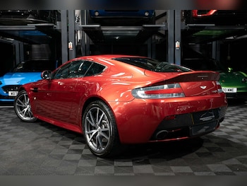 Used Aston Martin Vantage 2014 for sale - 77288531: Photo