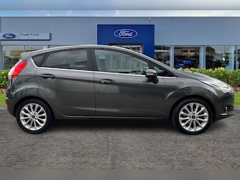 Used Ford Fiesta 2017 for sale - 78671231: Photo