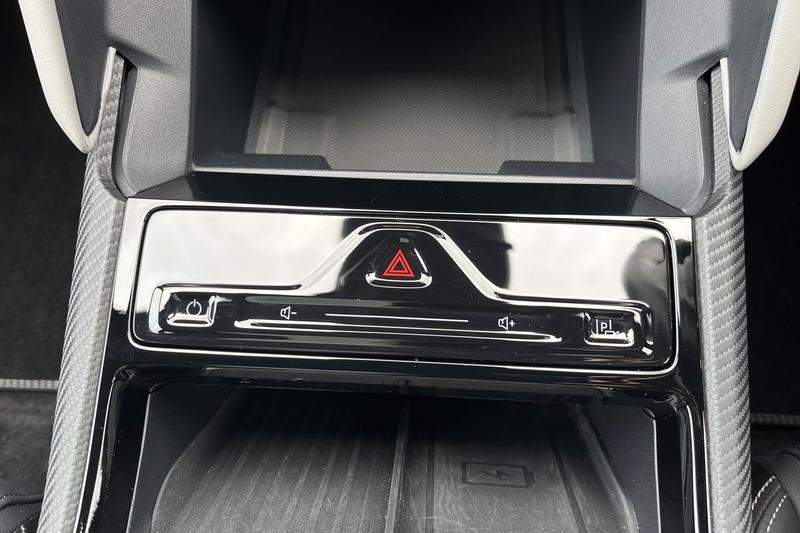 Used Ford Explorer 2024 for sale - 76551791: Photo 27