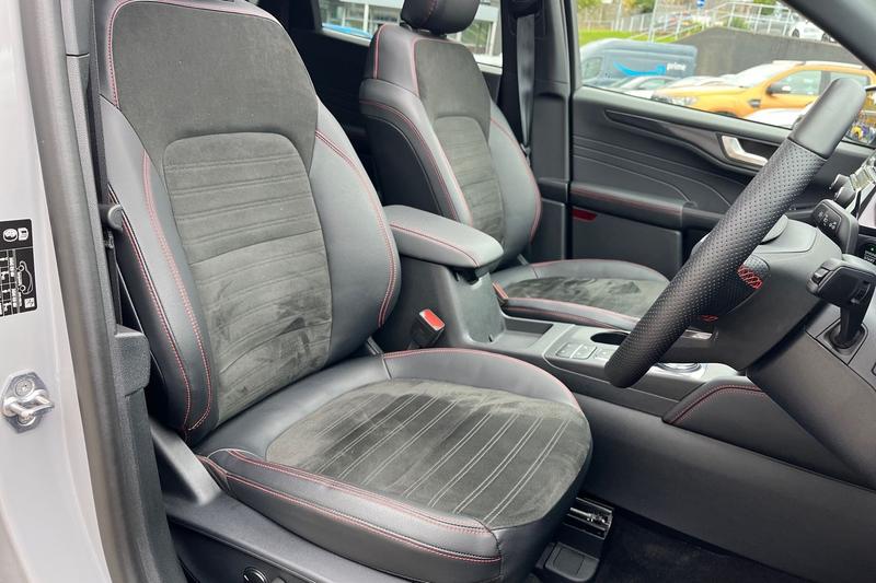 Used Ford Kuga 2023 for sale - 76385127: Photo 17