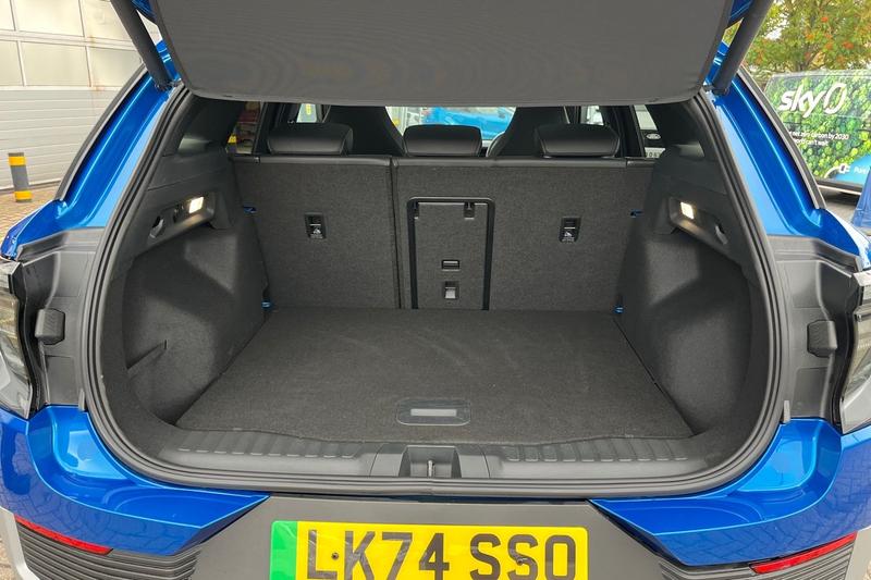 Used Ford Explorer 2024 for sale - 76525683: Photo 21