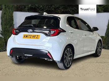 Used Toyota Yaris 2022 for sale - 75735741: Photo