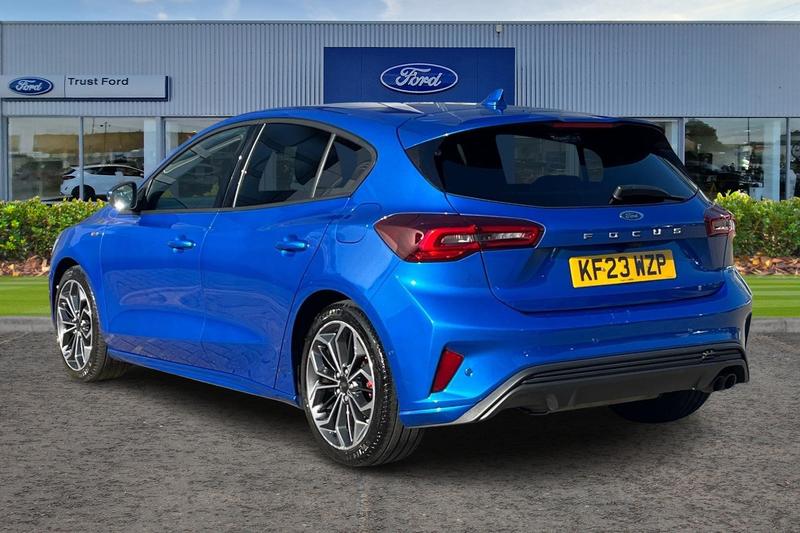 Used Ford Focus 2023 for sale - 78117194: Photo 2