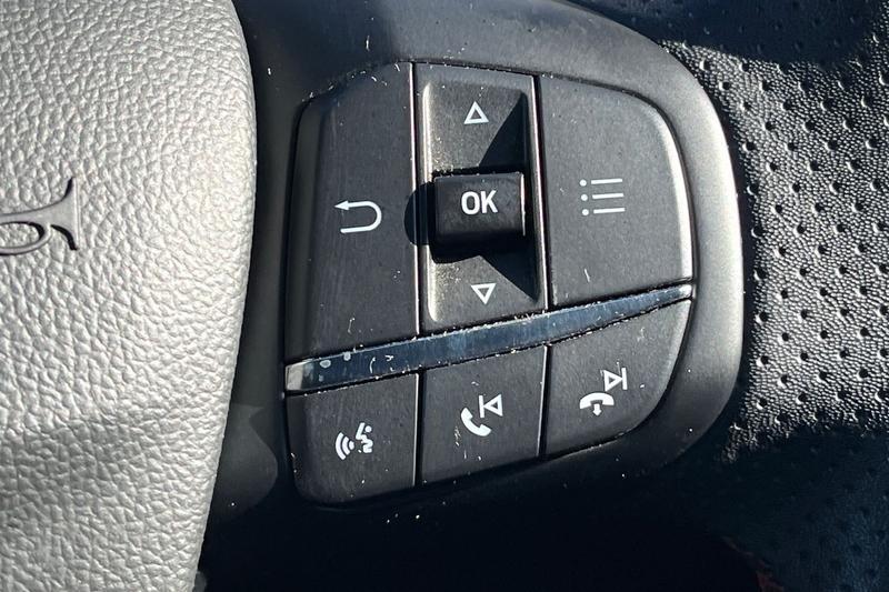 Used Ford Focus 2023 for sale - 78117194: Photo 24