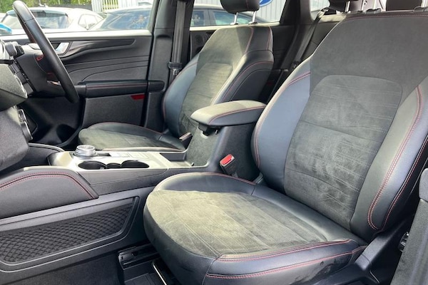 Used Ford Kuga 2023 for sale - 76312604: Photo 19