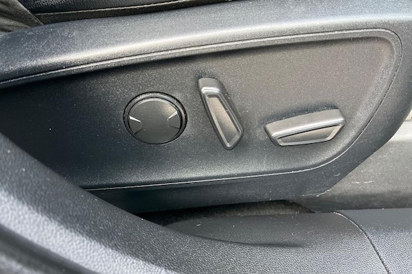 Used Ford Kuga 2023 for sale - 76312604: Photo 31