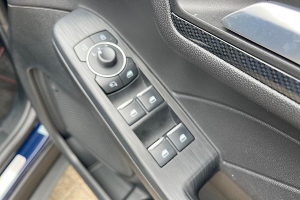 Used Ford Kuga 2023 for sale - 75463108: Photo 16