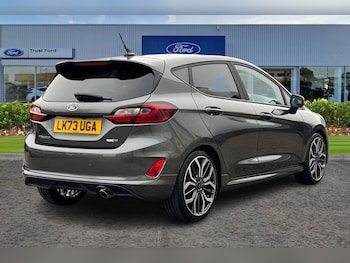 Used Ford Fiesta 2023 for sale - 76971900: Photo