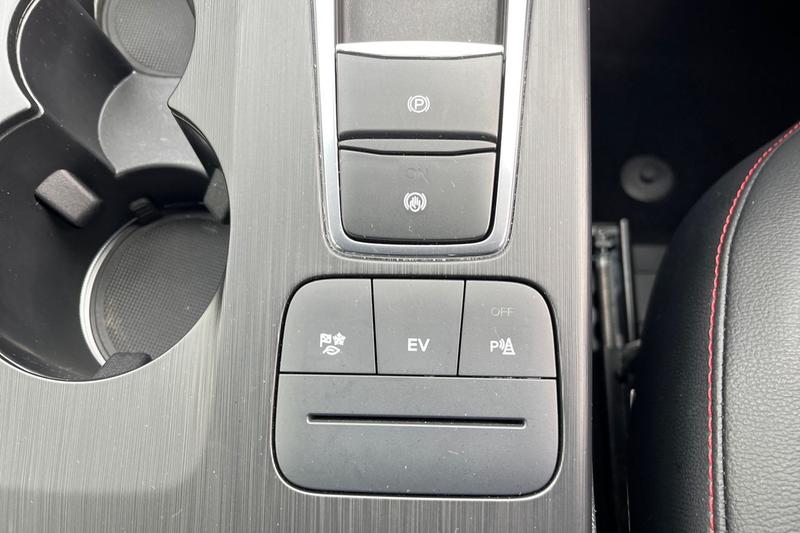 Used Ford Kuga 2023 for sale - 76394227: Photo 34