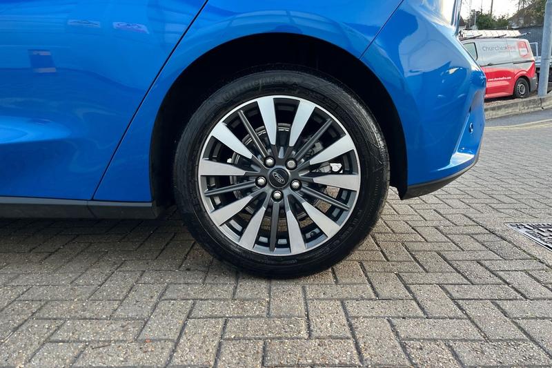 Used Ford Focus 2022 for sale - 76710234: Photo 8