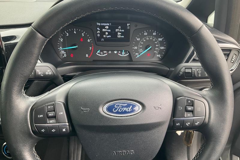 Used Ford Fiesta 2018 for sale - 77965890: Photo 12