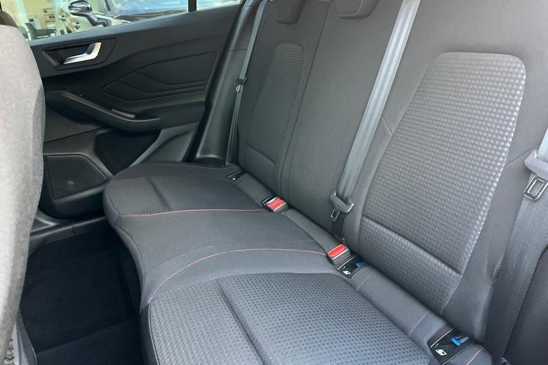 Used Ford Focus 2023 for sale - 76415918: Photo 20