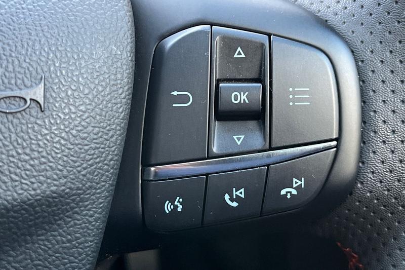 Used Ford Focus 2023 for sale - 76415918: Photo 33