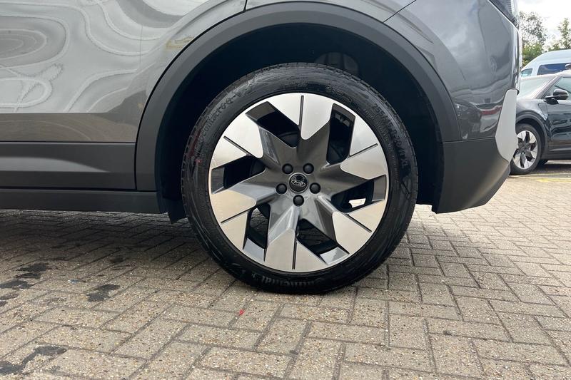 Used Ford Explorer 2025 for sale - 76931281: Photo 8