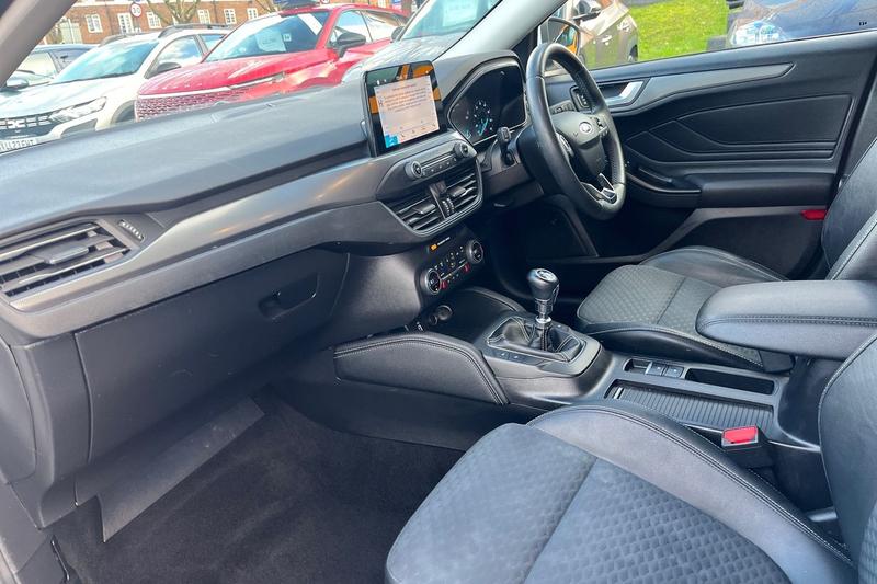 Used Ford Focus 2019 for sale - 76908768: Photo 18