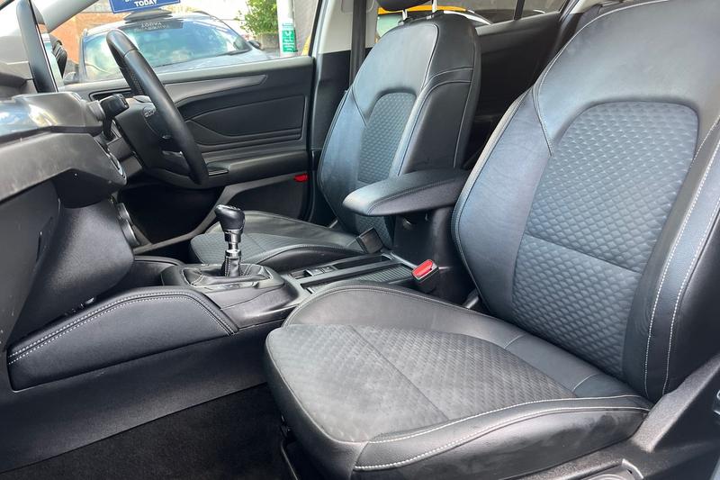 Used Ford Focus 2019 for sale - 76908768: Photo 19