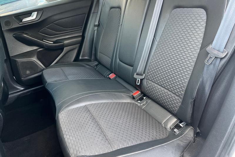 Used Ford Focus 2019 for sale - 76908768: Photo 20