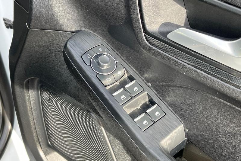 Used Ford Kuga 2023 for sale - 76494550: Photo 16