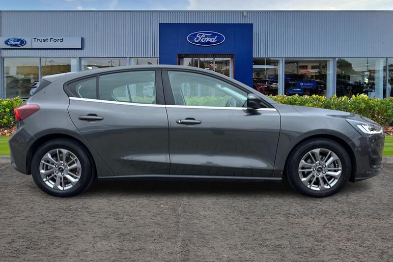 Used Ford Focus 2025 for sale - 76882575: Photo 3