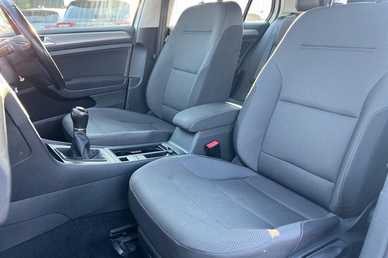 Used Volkswagen Golf 2016 for sale - 77959203: Photo 19