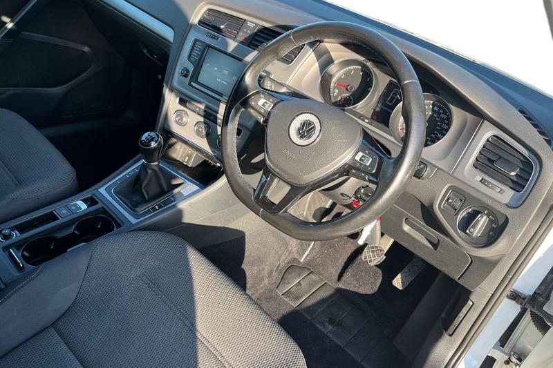 Used Volkswagen Golf 2016 for sale - 77959203: Photo 9