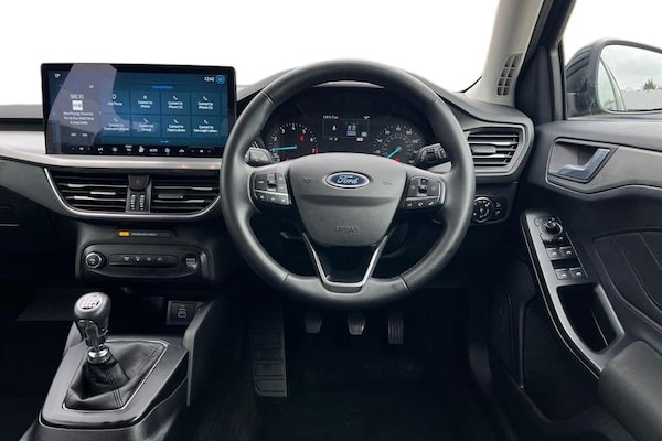Used Ford Focus 2024 for sale - 76255311: Photo 11